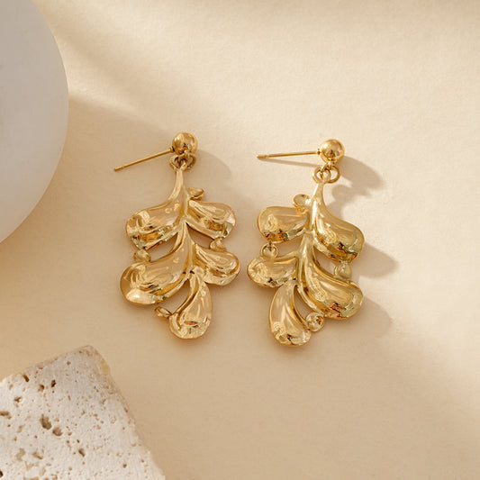 Boucles d'Oreilles Dorées Pendantes Feuilles