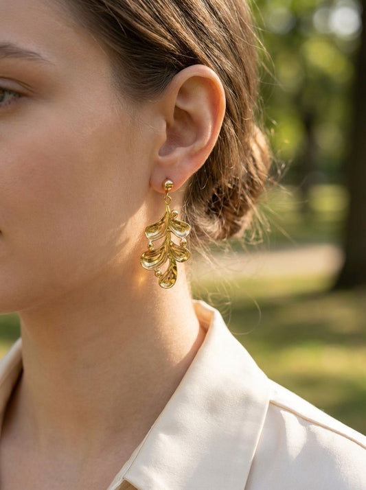 Boucles d'Oreilles Dorées Pendantes Feuilles