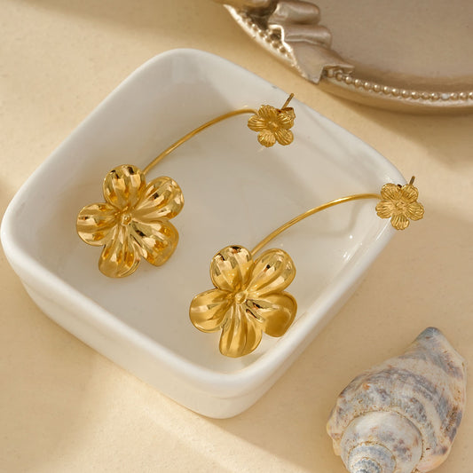 Boucles d'Oreilles Dorées Double Fleur Ligne sur Fermoir