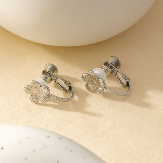 Boucles d'Oreilles à Clip Argentées Avec Motif Fleur