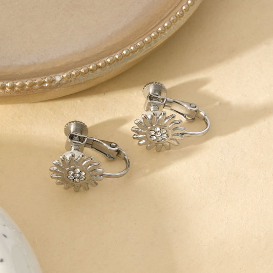 Boucles d'Oreilles à Clip Argentées Avec Motif Fleur Et Strass