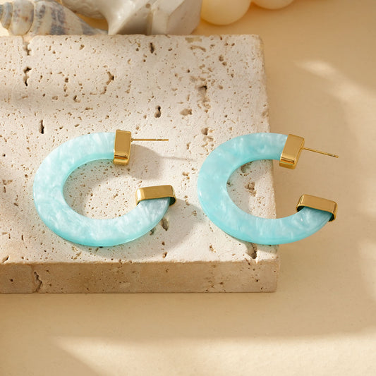 Boucles d'Oreilles Créoles Dorées Demi Cercle Résine Bleue