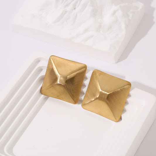 Boucles d'oreilles carrés dorées effet brossé