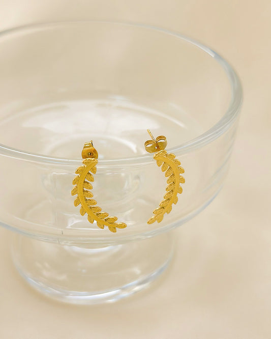 Boucles d'Oreilles Dorées Feuilles Lauriers Texturées Brillantes