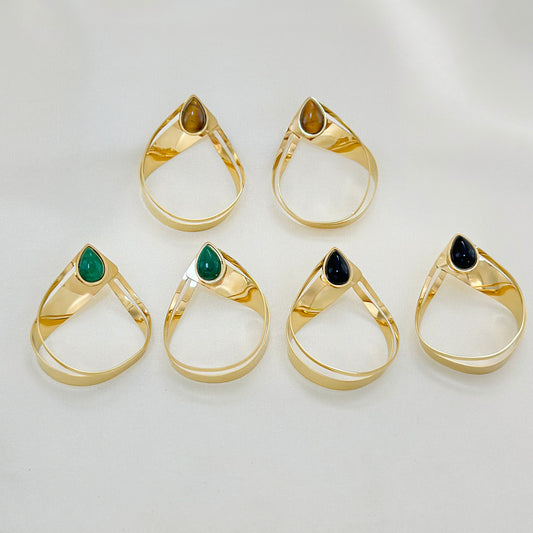 Boucles d'Oreilles Dorées Vagues Gouttes Avec Pierres Noires