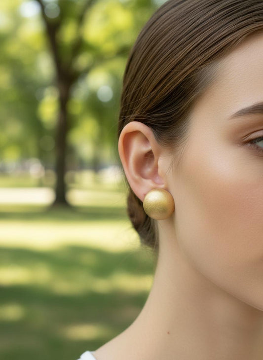 Boucles d'Oreilles Puces Demi Balles Creuses Mattes