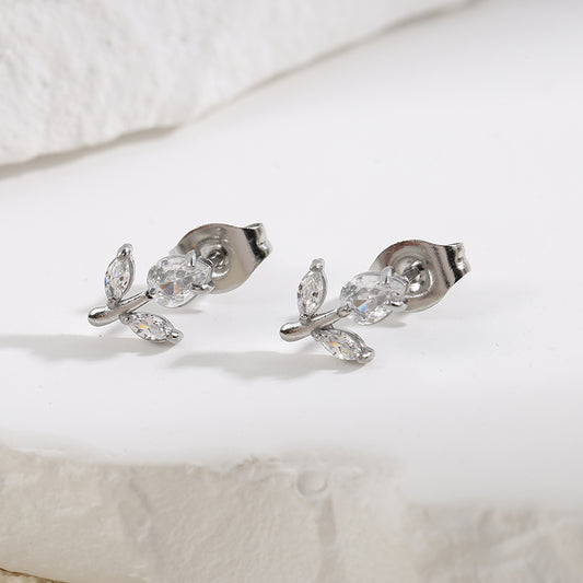 Boucles d'Oreilles Argentées Tulipes Incrustées de Strass