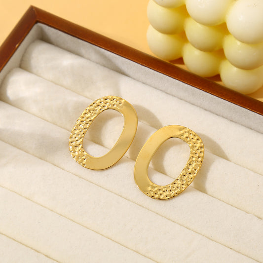 Boucles d'oreilles dorées ovales