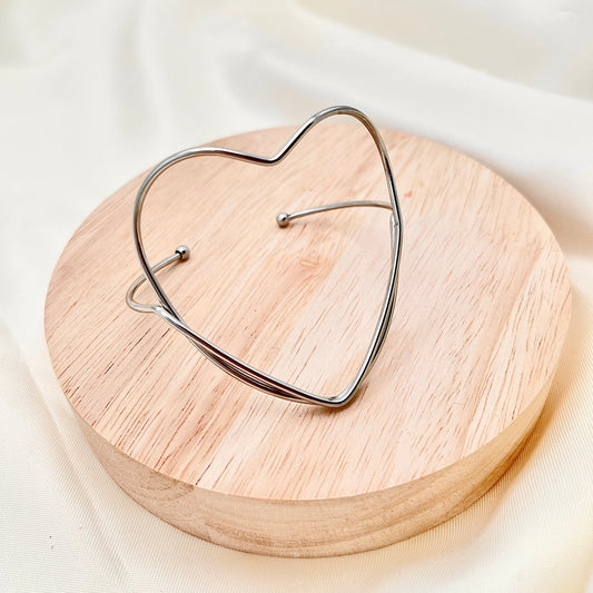 Bracelet Jonc Gros Cœur En Fil Argenté