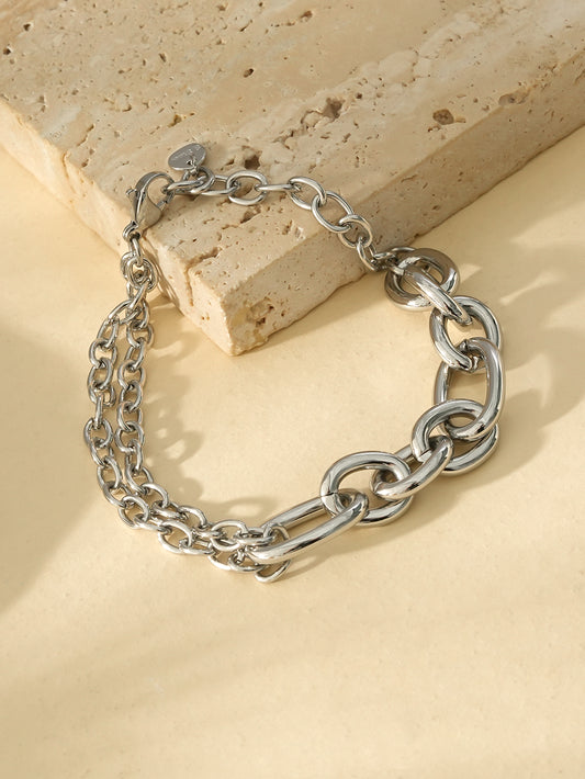 Bracelet Argenté Asymétrique Et Double Chaînes Avec Octuple Large Maillons