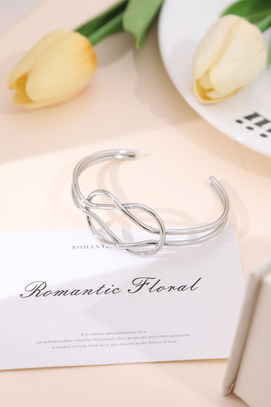 Bracelet manchette argenté double barre avec nœud avant