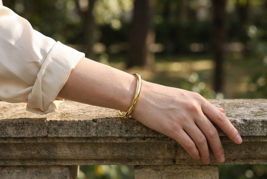 Bracelet Doré Jonc Classique Ouvrable Brillant