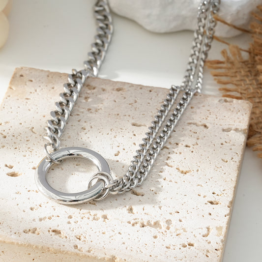 Collier Argenté Chaînes Mailles Avec Large Anneau Brillant