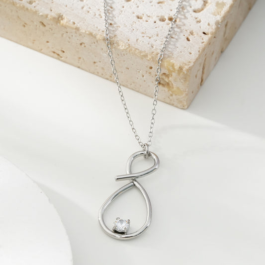 Collier Argenté Avec Pendentif Infini Orné de Strass