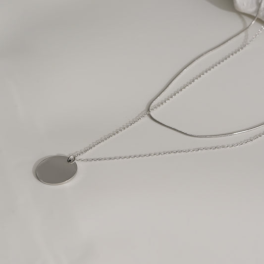 Collier Argenté Double Chaînes Serpent Et Mailles Avec Pendentif Disque