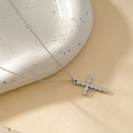 Collier Chaîne Fine Argentée Avec Croix Texturé