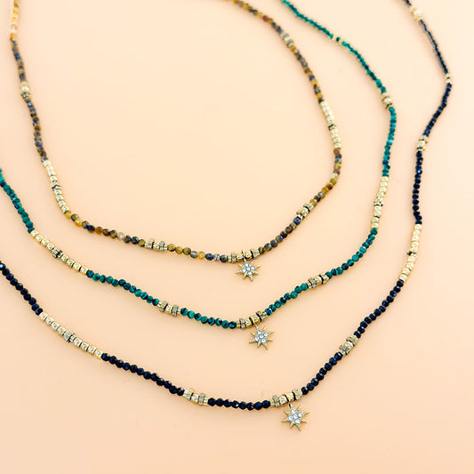 Collier Doré Chaîne de Pierres Naturelles Œil de Tigre Avec Pendentif Etoile de Strass