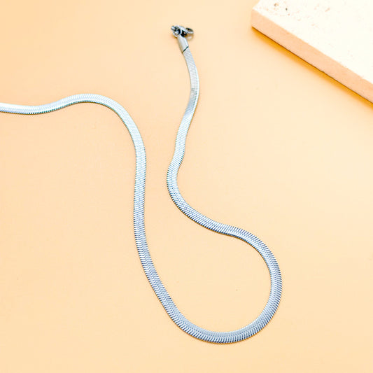 Collier Argenté Chaîne Plate Serpent Moyenne 4mm