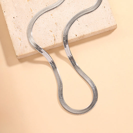 Collier Maille Lisse Et Brillante Argentée