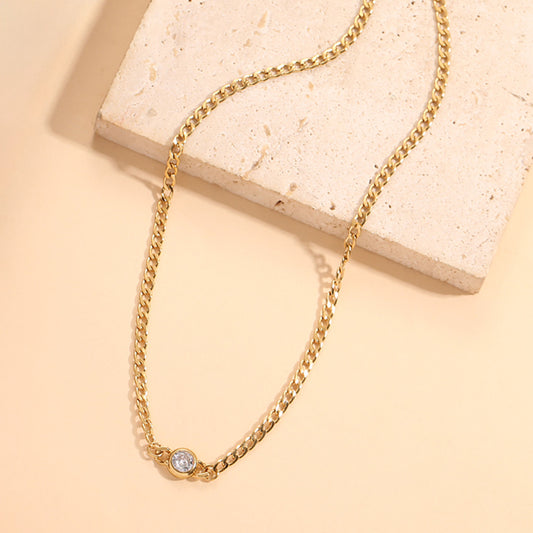 Collier Chaîne Maillon Doré Avec Pendentif Pierre Sertie Transparente