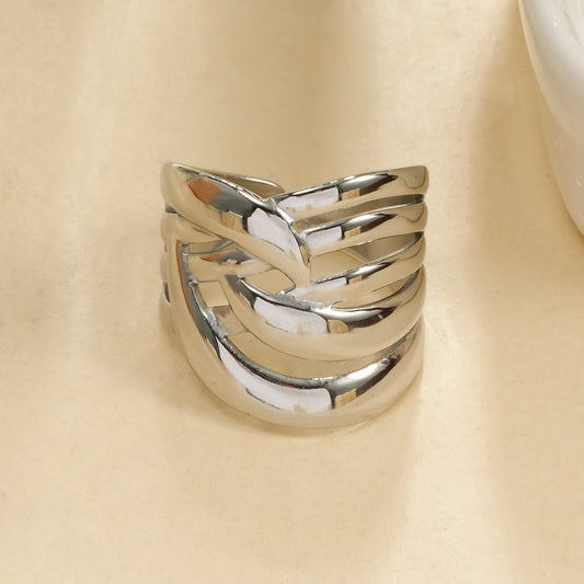 Bague Argentée Multi-Vagues Entrelacées au Design Moderne