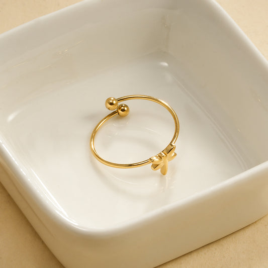 Bague dorée fine libellule
