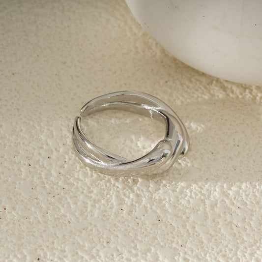 Bague Argentée Anneau Entrelacé Effet Torsadé