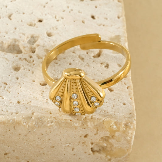 Bague dorée ajustable orné de coquillage avec strass