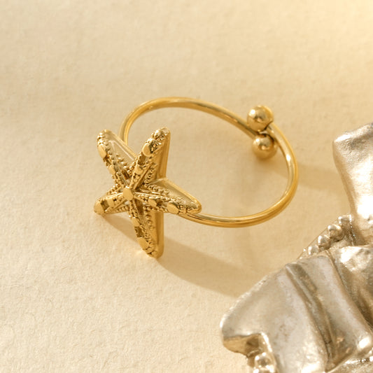 Bague dorée ajustable étoile de mer texturée