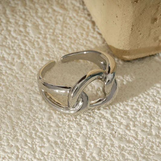Bague Argentée Ouverte Anneaux Entrelacés