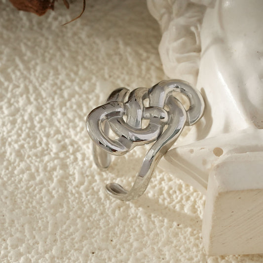 Bague Argentée Ouverte Design Nœud Infini