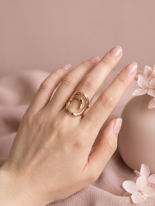 Bague double vague au design abstrait ondulé