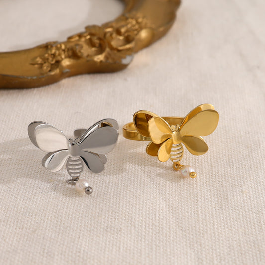 Bague argentée papillon avec pendentif