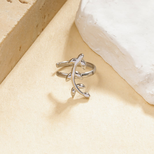 Bague d'oreille earcuff motif branche à feuilles lisses