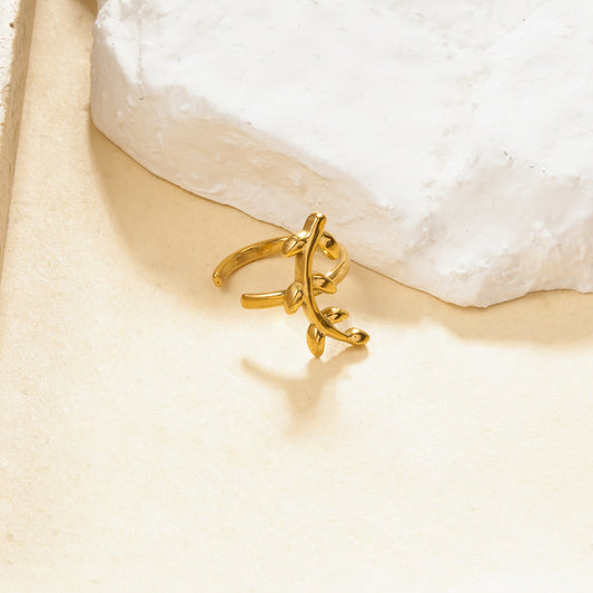 Bague d'oreille earcuff dorée motif branche à feuilles lisses
