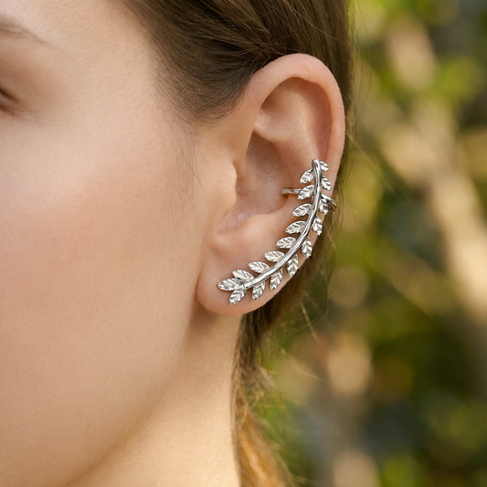 Bijou d'oreille design feuille de laurier côté gauche