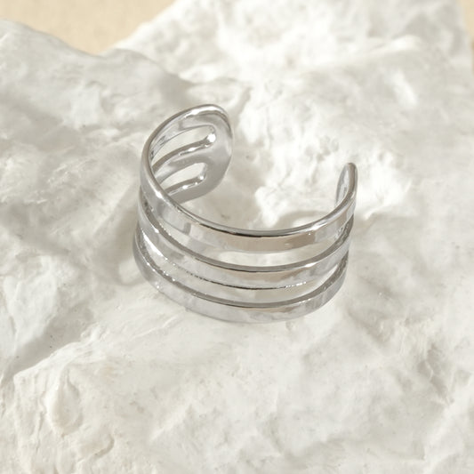 Earcuff bague d'oreille argentée 3 branches lisses