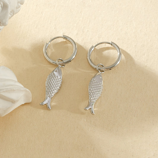 Boucles d'oreilles créoles dorées pendantes poissons