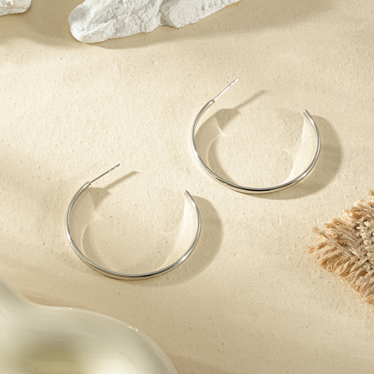 Boucles d'oreilles argentées créoles ouverte ronde