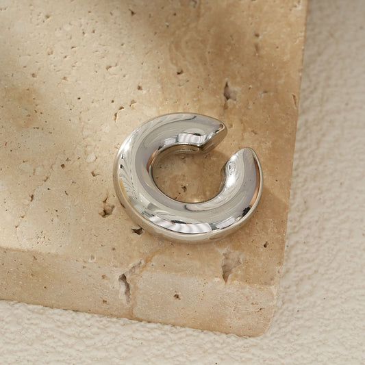 Bijou d'Oreille Argenté Anneau Épais Ouvert Design Minimaliste
