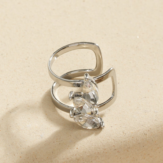 Bague d’oreille ear cuff argentée feuillage