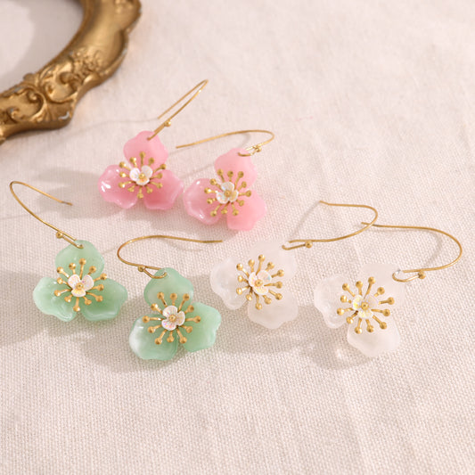 Boucles d'oreilles crochet avec fleur verte
