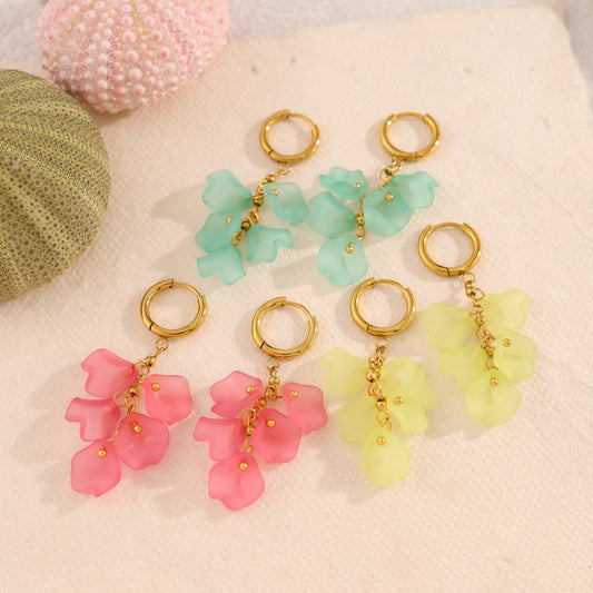 Boucles d'oreilles mini créoles pendantes fleur jaunâtre