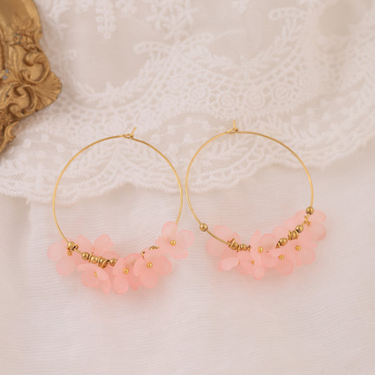 Boucles d'oreilles créoles mini fleurs avec billes dorées