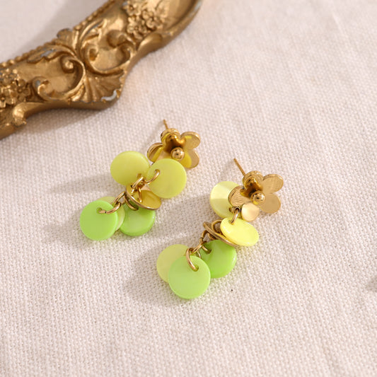 Boucles d'oreilles fleur pendante verte