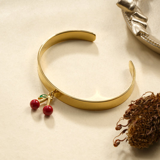 Bracelet manchette ajustable pendentif cérise