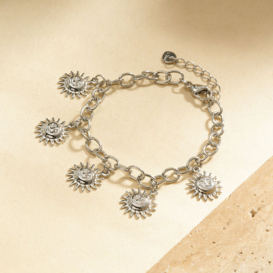 Bracelet chaîne argentée breloques soleil visage