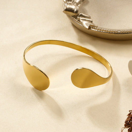 Bracelet Manchette Dorée À Extrémités Goutte