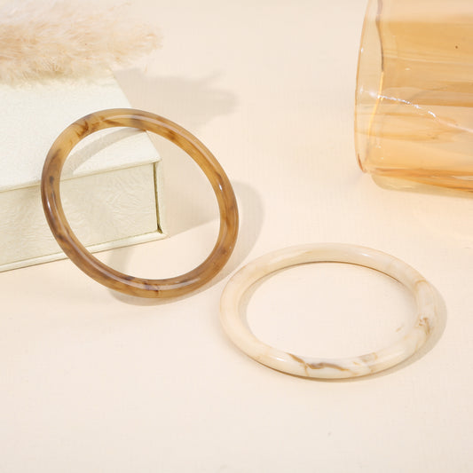 Lot de 3 bracelets jonc en résine motif serpent noir et blanc