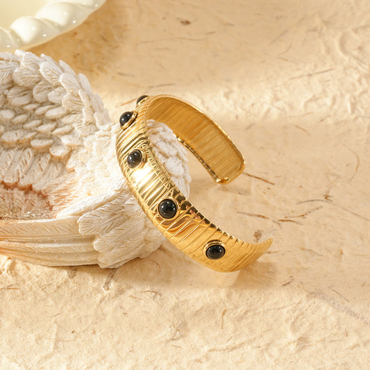 Bracelet doré manchette jonc avec 5 pierres onyx ajustable